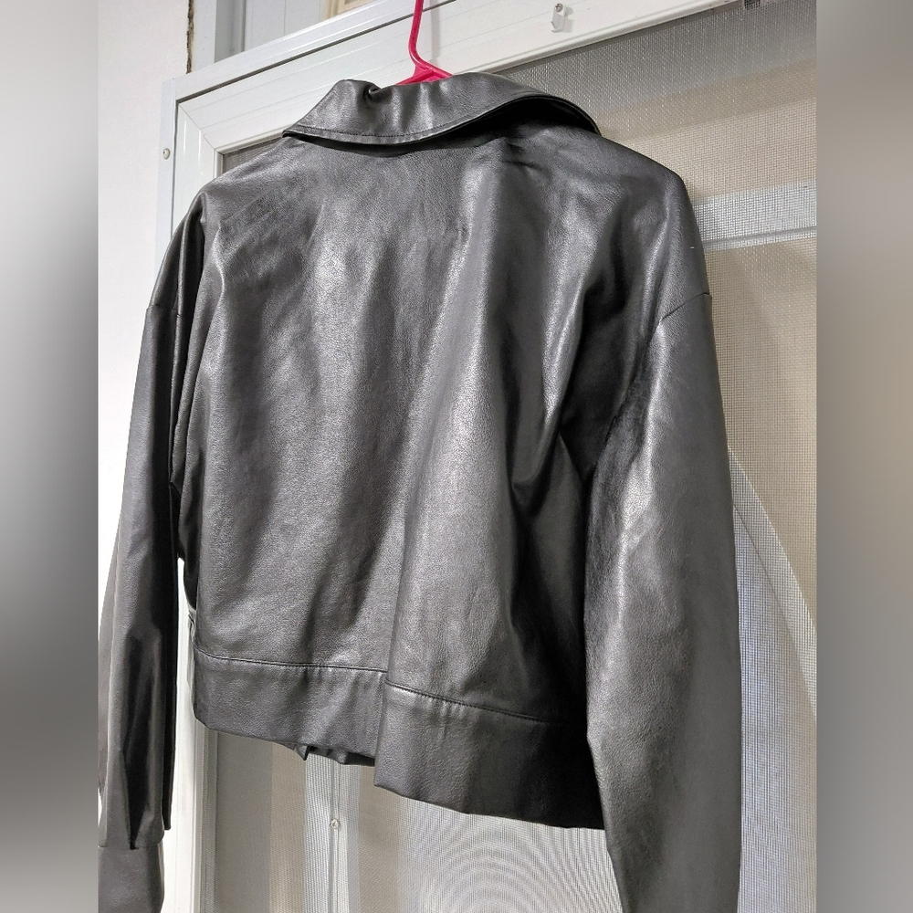 SHEIN Dark Leather Cropped Jacket - Picture 5 of 6